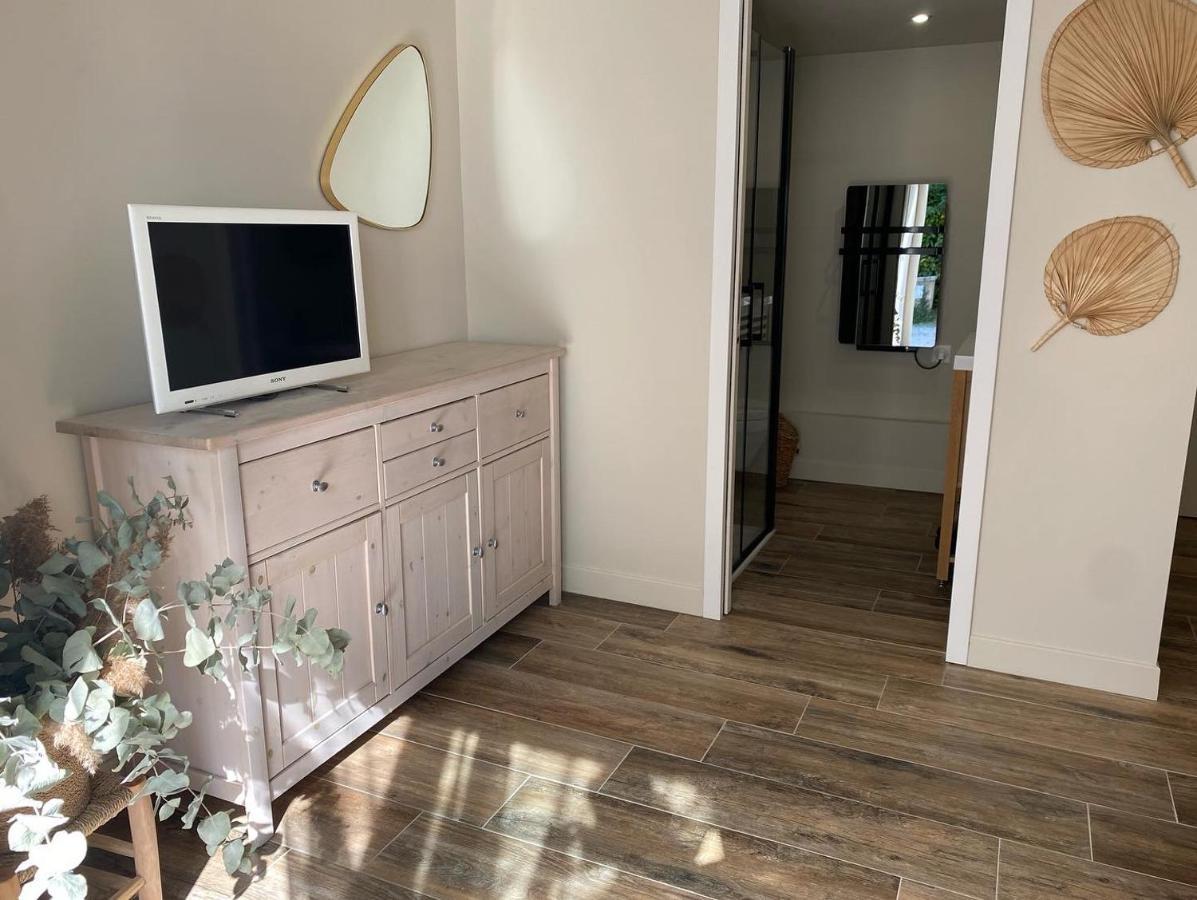 Instant Parfait Chambre Privee Et Piscine 蒙特 外观 照片
