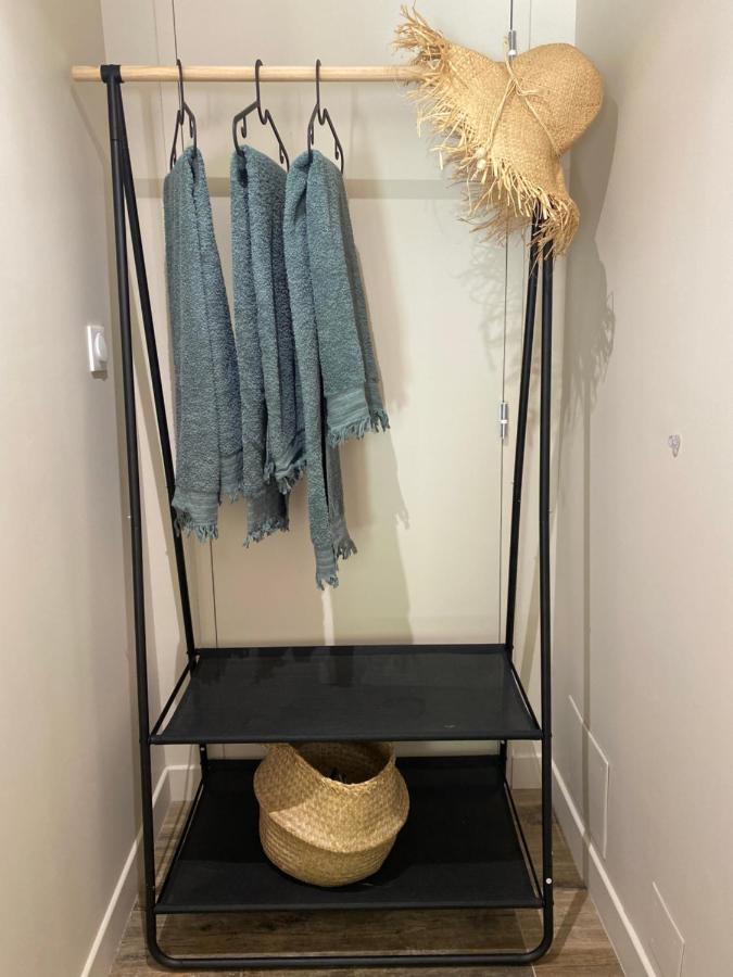 Instant Parfait Chambre Privee Et Piscine 蒙特 外观 照片